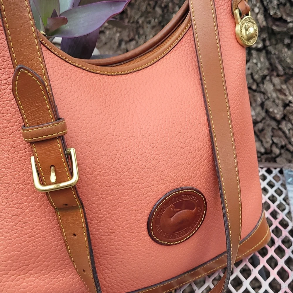 Vintage Dooney & Bourke AWL Sweet Peachy Hobo - Picture 6 of 16